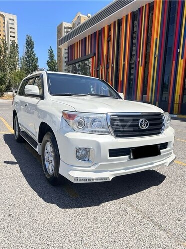 Toyota Land Cruiser-2