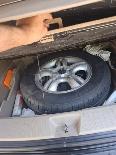 Kia Sportage 2006, 369,000 km - 2.7 l - Bakı