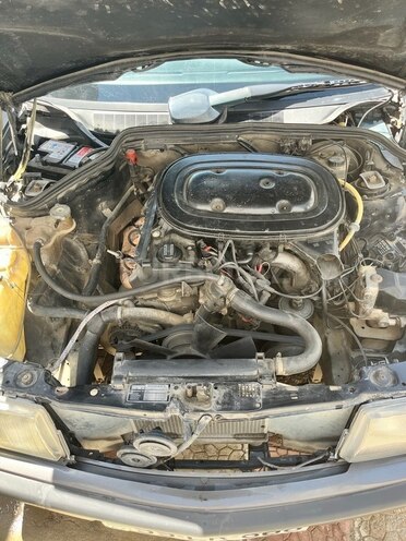 Mercedes 190 1992, 280,000 km - 1.8 л - Bakı