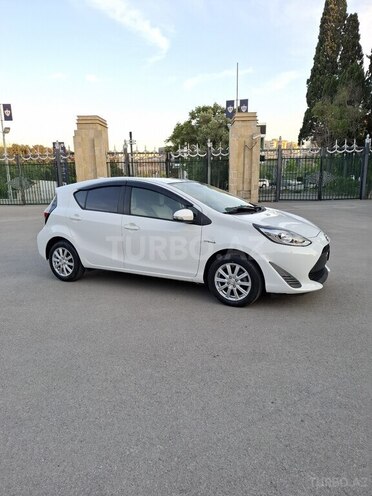 Toyota Aqua 2018, 74,000 km - 1.5 l - Bakı