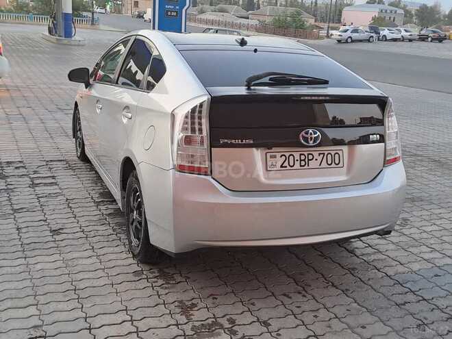 Toyota Prius 2011, 250,000 km - 1.8 l - Gəncə