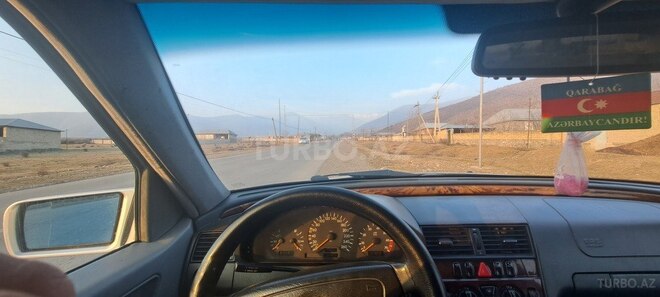 Mercedes C 230 1999, 483,253 km - 2.3 л - Şəki