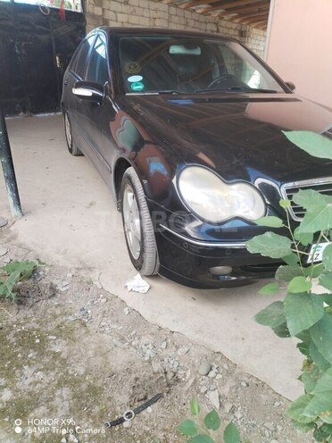 Mercedes C 200 2001, 384,178 km - 2.0 l - Ağsu