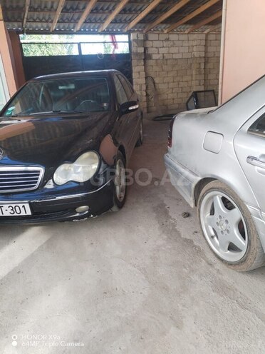 Mercedes C 200 2001, 384,178 km - 2.0 l - Ağsu