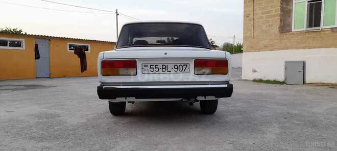 LADA (VAZ) 2107 2005, 95,000 km - 1.6 l - Salyan