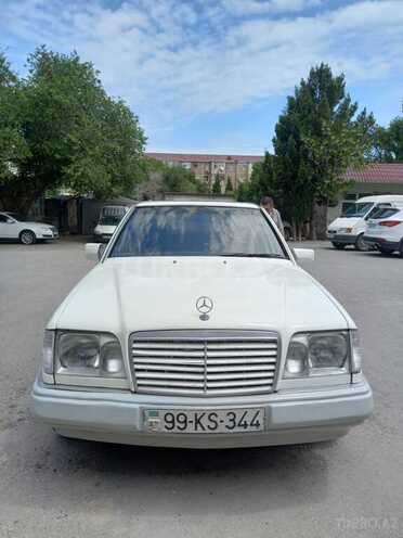 Mercedes E 200 d 2018, 566,600 km - 2.0 l - Bakı