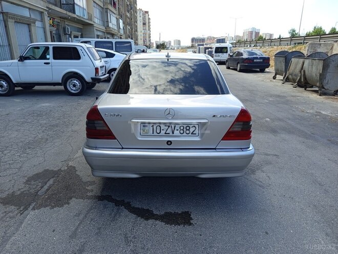 Mercedes C 200 1995, 228,000 km - 2.0 l - Bakı