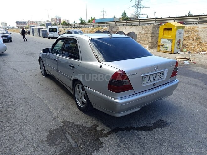 Mercedes C 200 1995, 228,000 km - 2.0 l - Bakı
