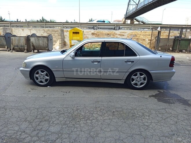 Mercedes C 200 1995, 228,000 km - 2.0 l - Bakı