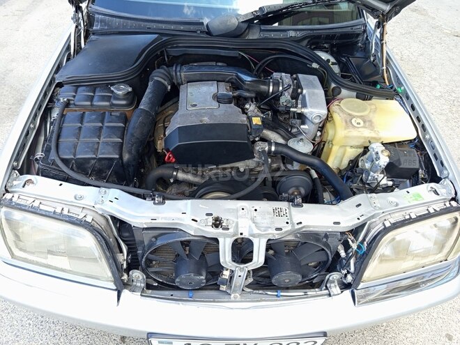 Mercedes C 200 1995, 228,000 km - 2.0 l - Bakı