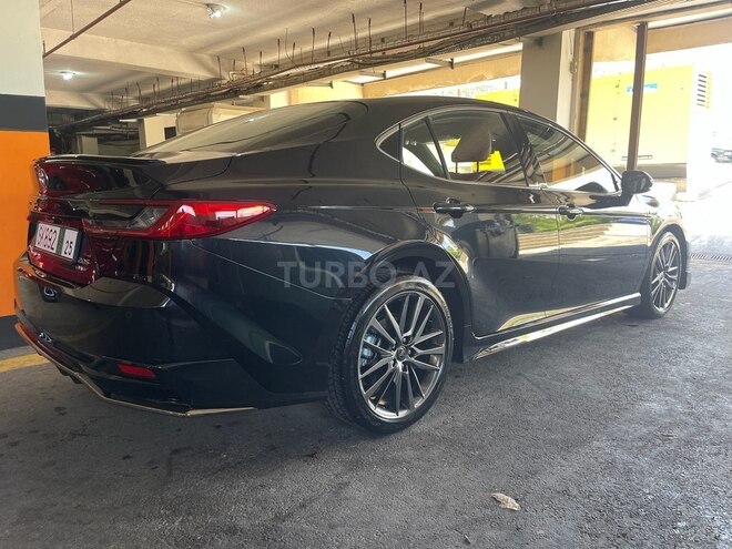 Toyota Camry-18