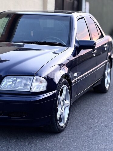 Mercedes C 180 1998, 324,000 km - 1.8 l - Bakı