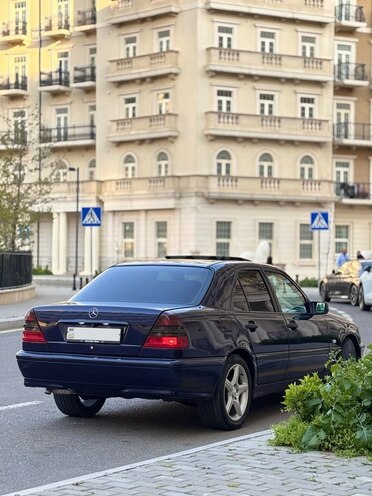 Mercedes C 180 1998, 324,000 km - 1.8 l - Bakı