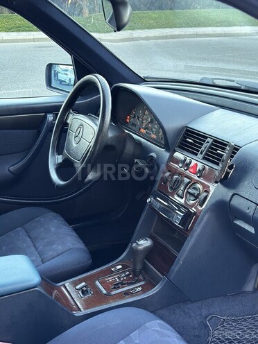 Mercedes C 180 1998, 324,000 km - 1.8 l - Bakı