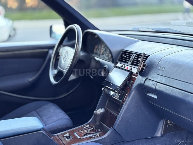 Mercedes C 180 1998, 324,000 km - 1.8 l - Bakı