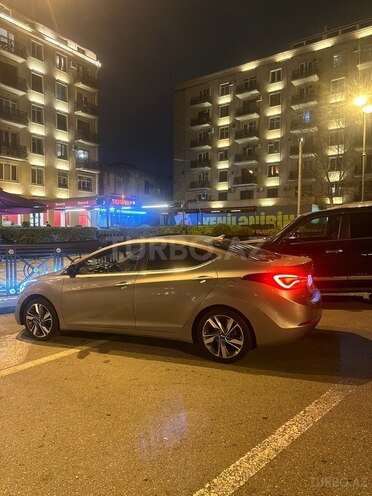 Hyundai Elantra 2015, 111,000 km - 1.8 l - Bakı