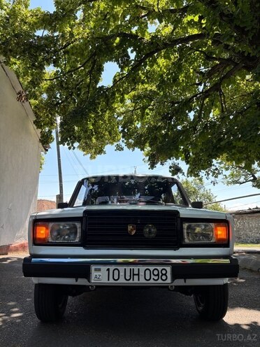 LADA (VAZ) 2107 2007, 50,000 km - 1.6 л - Qax