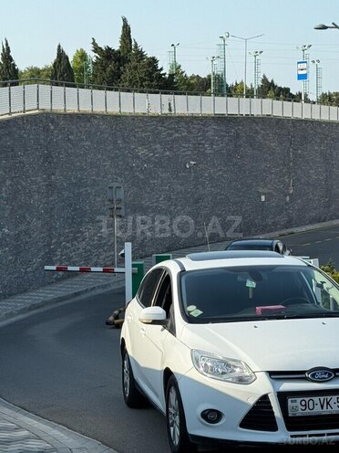 Ford Focus 2013, 89,000 km - 1.6 л - Bakı