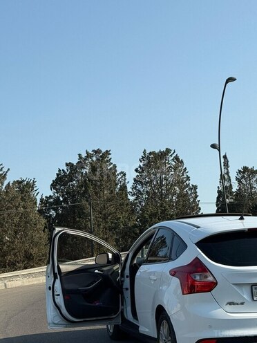 Ford Focus 2013, 89,000 km - 1.6 л - Bakı