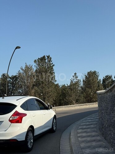 Ford Focus 2013, 89,000 km - 1.6 л - Bakı