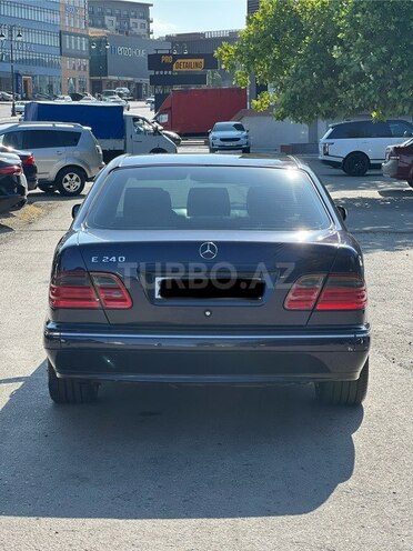 Mercedes E 240 1999, 257,000 km - 2.4 l - Bakı