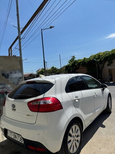 Kia Rio 2012, 201,300 km - 1.1 л - Bakı