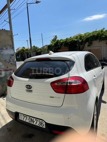 Kia Rio 2012, 201,300 km - 1.1 л - Bakı