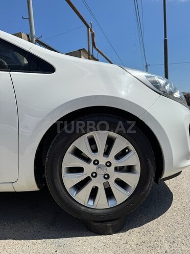 Kia Rio 2012, 201,300 km - 1.1 л - Bakı