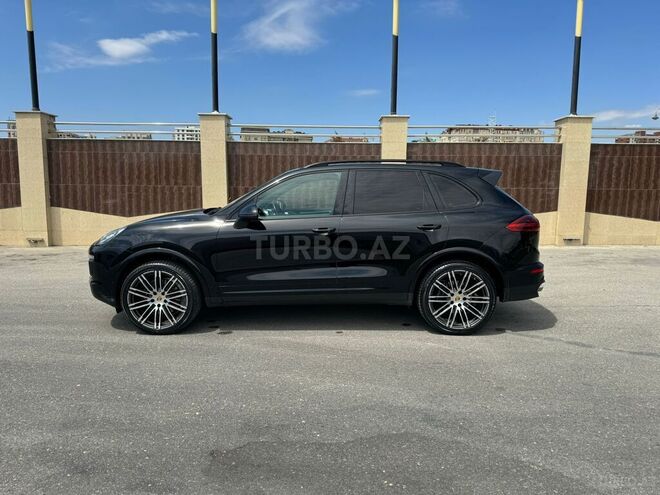 Porsche Cayenne 2017, 130,000 km - 3.6 l - Bakı