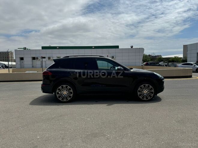 Porsche Cayenne 2017, 130,000 km - 3.6 l - Bakı