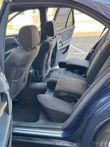 Mercedes E 240 1998, 402,000 km - 2.4 l - Bakı