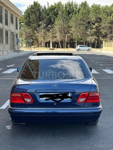 Mercedes E 240 1998, 402,000 km - 2.4 l - Bakı