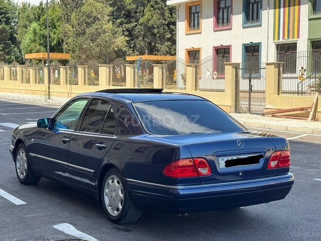 Mercedes E 240 1998, 402,000 km - 2.4 l - Bakı