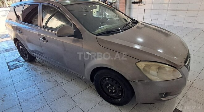 Kia Ceed 2008, 398,000 km - 1.6 л - Bakı
