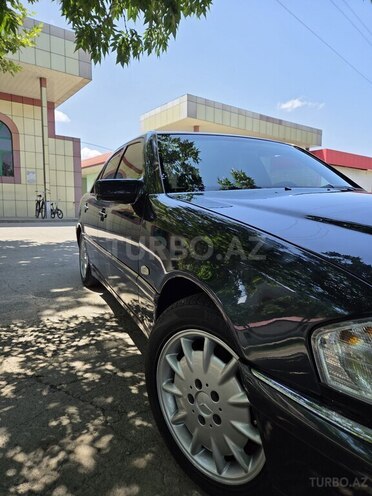 Mercedes C 240 1997, 327,700 km - 2.4 l - Tovuz