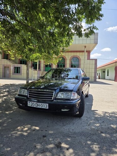 Mercedes C 240 1997, 327,700 km - 2.4 l - Tovuz