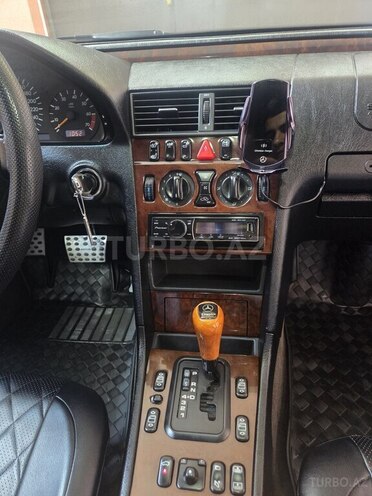 Mercedes C 240 1997, 327,700 km - 2.4 l - Tovuz