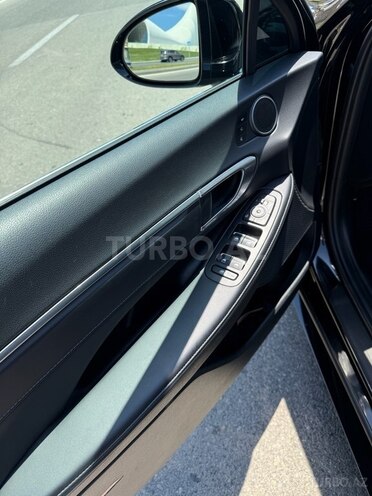 Hyundai Sonata-14