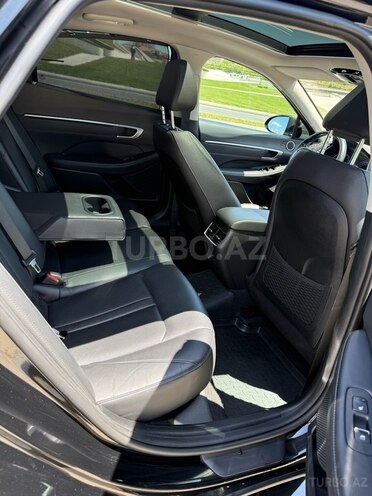 Hyundai Sonata-10