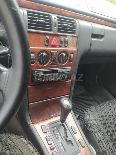 Mercedes C 240 1997, 309,258 km - 2.4 л - Astara