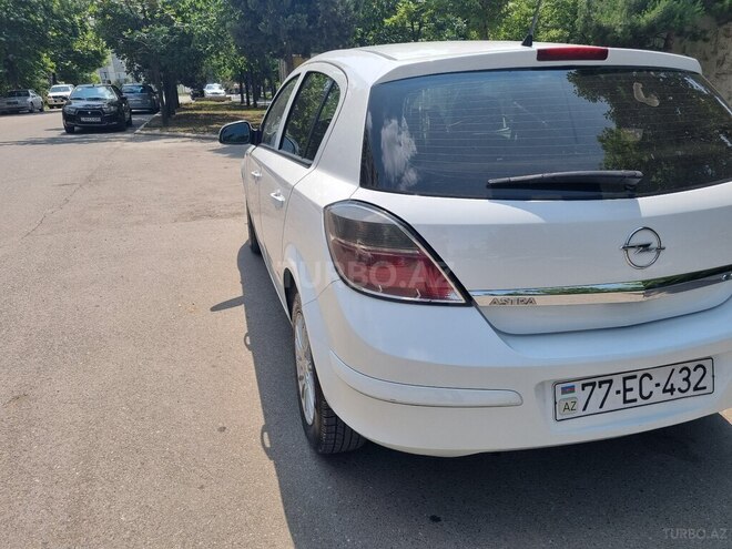 Opel Astra 2009, 318,652 km - 1.4 l - Gəncə