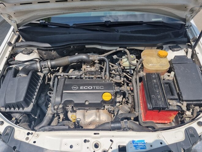 Opel Astra 2009, 318,652 km - 1.4 l - Gəncə