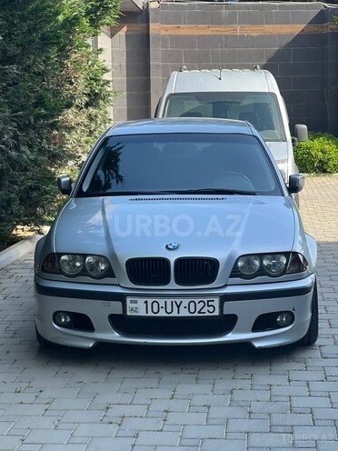 BMW 323-1