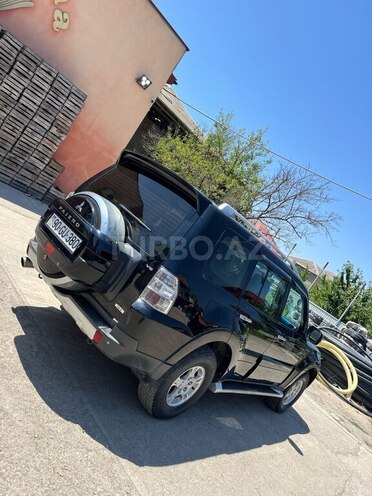 Mitsubishi Pajero 2007, 103,445 km - 3.0 л - Quba