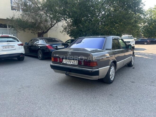 Mercedes 190-2