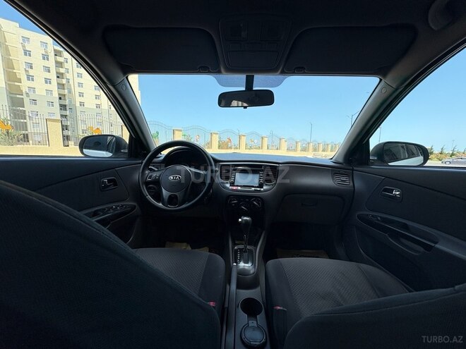Kia Rio 2011, 600,000 km - 1.6 l - Sumqayıt
