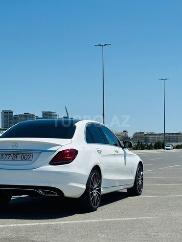 Mercedes C 300 4MATIC 2016, 227,368 km - 2.0 l - Bakı
