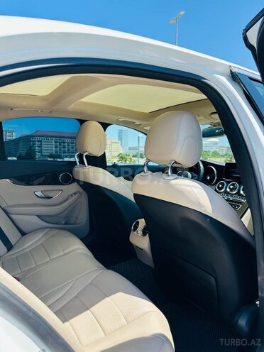 Mercedes C 300 4MATIC 2016, 227,368 km - 2.0 l - Bakı