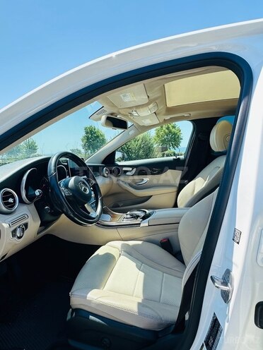 Mercedes C 300 4MATIC 2016, 227,368 km - 2.0 l - Bakı