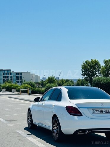 Mercedes C 300 4MATIC 2016, 227,368 km - 2.0 l - Bakı